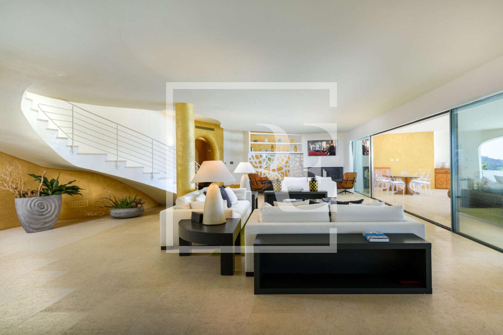 Porto Cervo city centre villa for sale